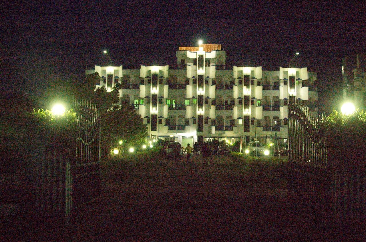 Hotel Deepak Bakkhali Exterior photo